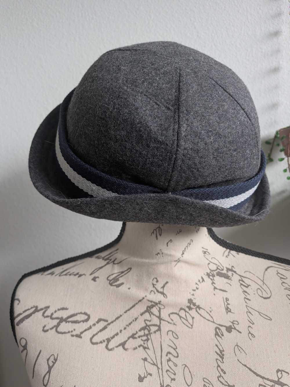 Gray Wool Blend Fedora Hat with Navy & White Band